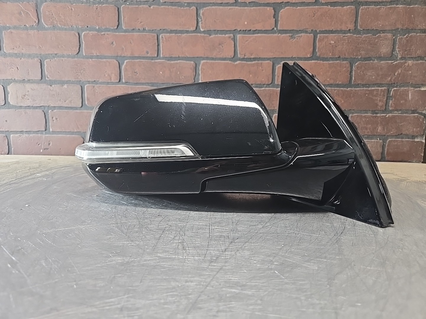 18 19 Chevy Traverse Passenger RH Door Mirror w/ Blind Spot & Camera OEM 1300L
