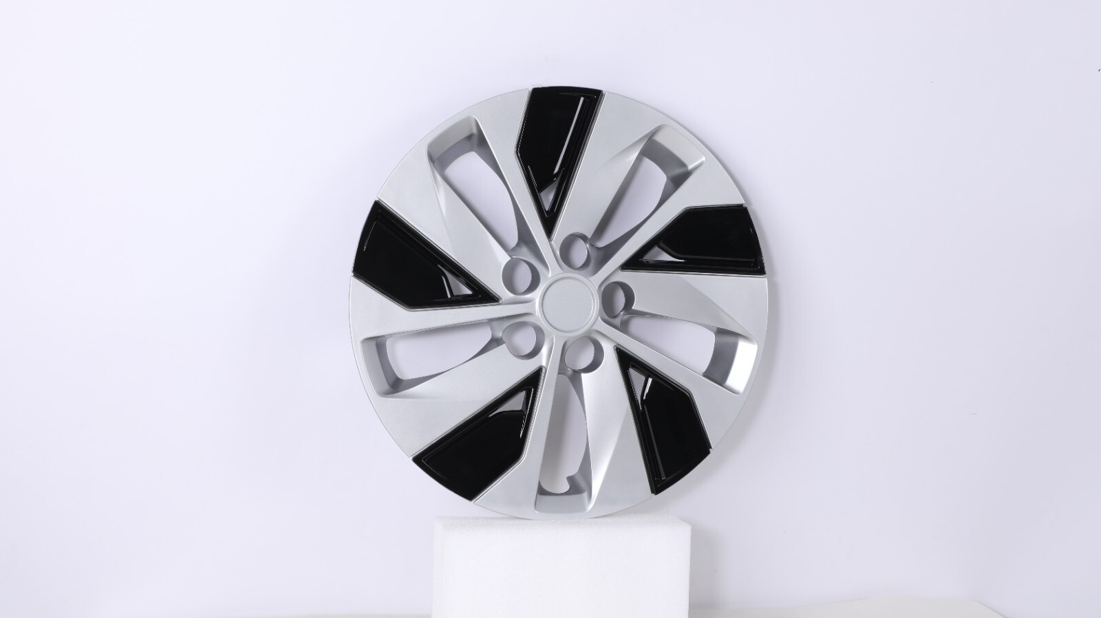 Hubcaps 16” 4-Pack Wheel Covers Full Rim Snap On for 2019-2023 Nissan Altima
