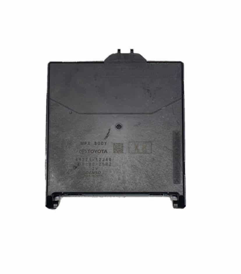 Toyota Corolla body control module 20 22 mpx body control unit OEM 8922112J40