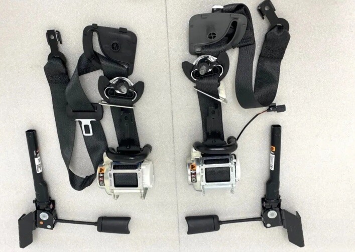 2021-2022-2023 Gmc Yukon Yukon XL Front Seat Belts W. Pretensioner (Black)