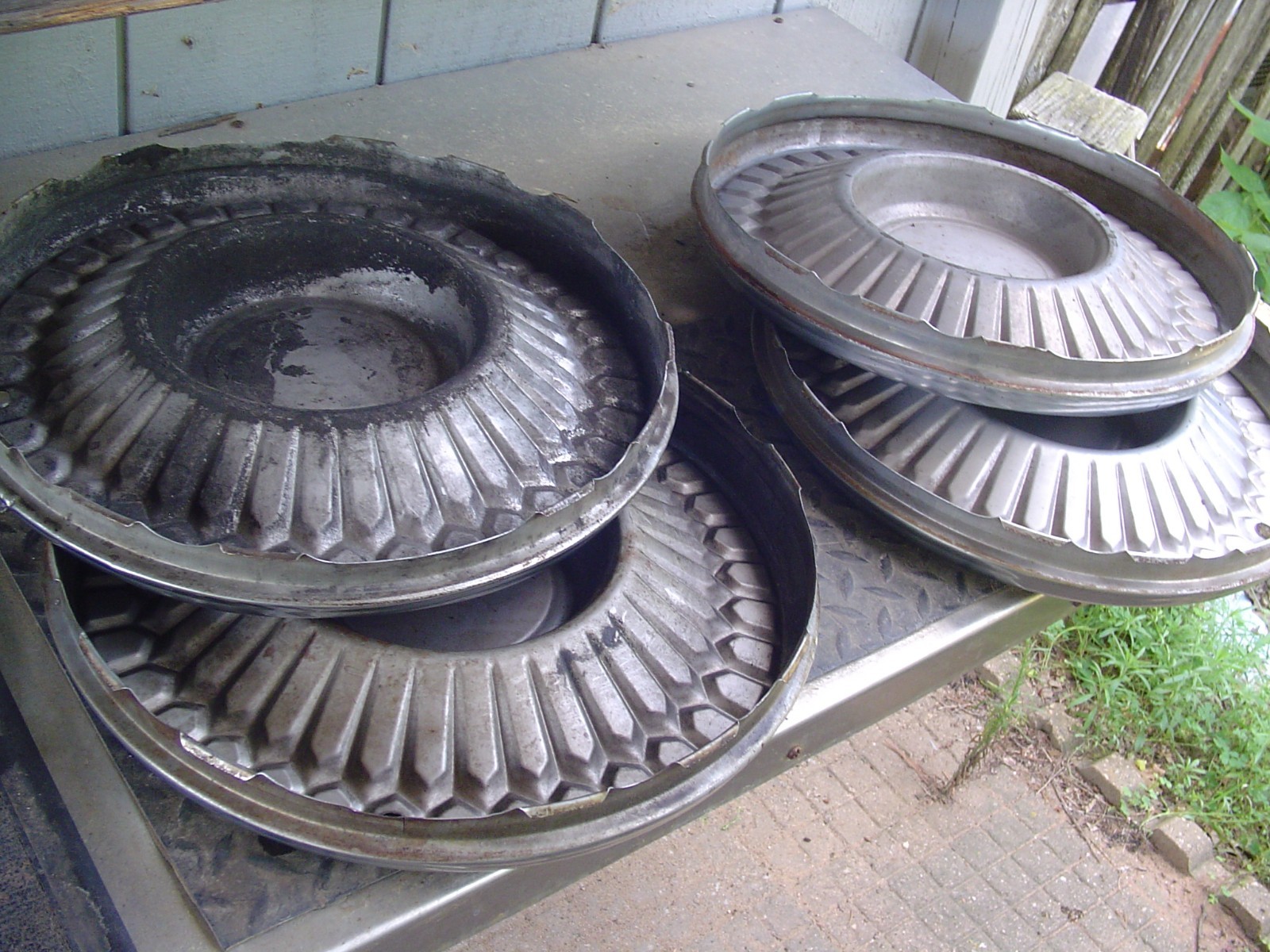 1977 1978 1979 CHEVY CHEVROLET CAPRICE VINTAGE HUB CAPS WHEEL COVERS CENTER CAP