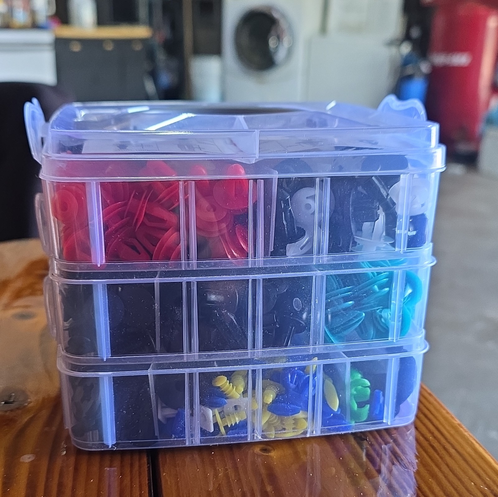 Complete 935-Piece Car Fastener Clips Set – Nylon Clips & Remover Included