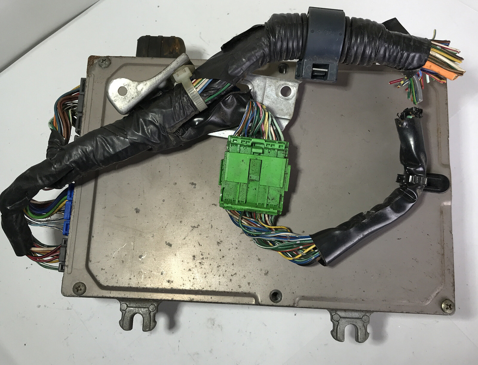 ENGINE COMPUTER HONDA CIVIC 1998 37820-P2P-A84 PCM ECM ECU OEM