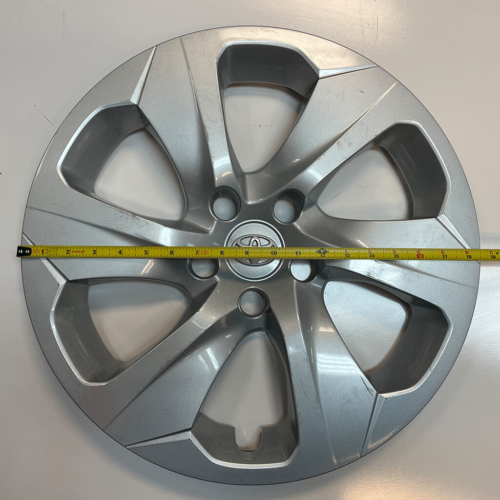 Single OEM HubCap WheelCover for 19-22 Toyota Rav4 4260242040 426020R040 61186