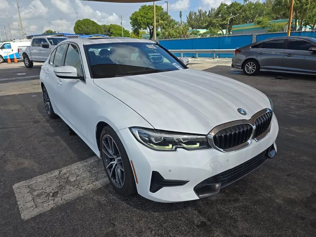 2021 BMW 330i
