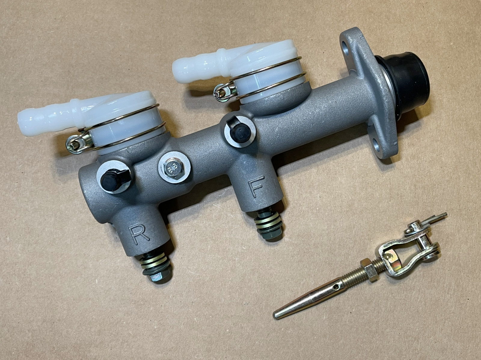 Brake Master Cylinder Assy 0454605 0455220 for Polaris RZR 170 2009-2022 UTV