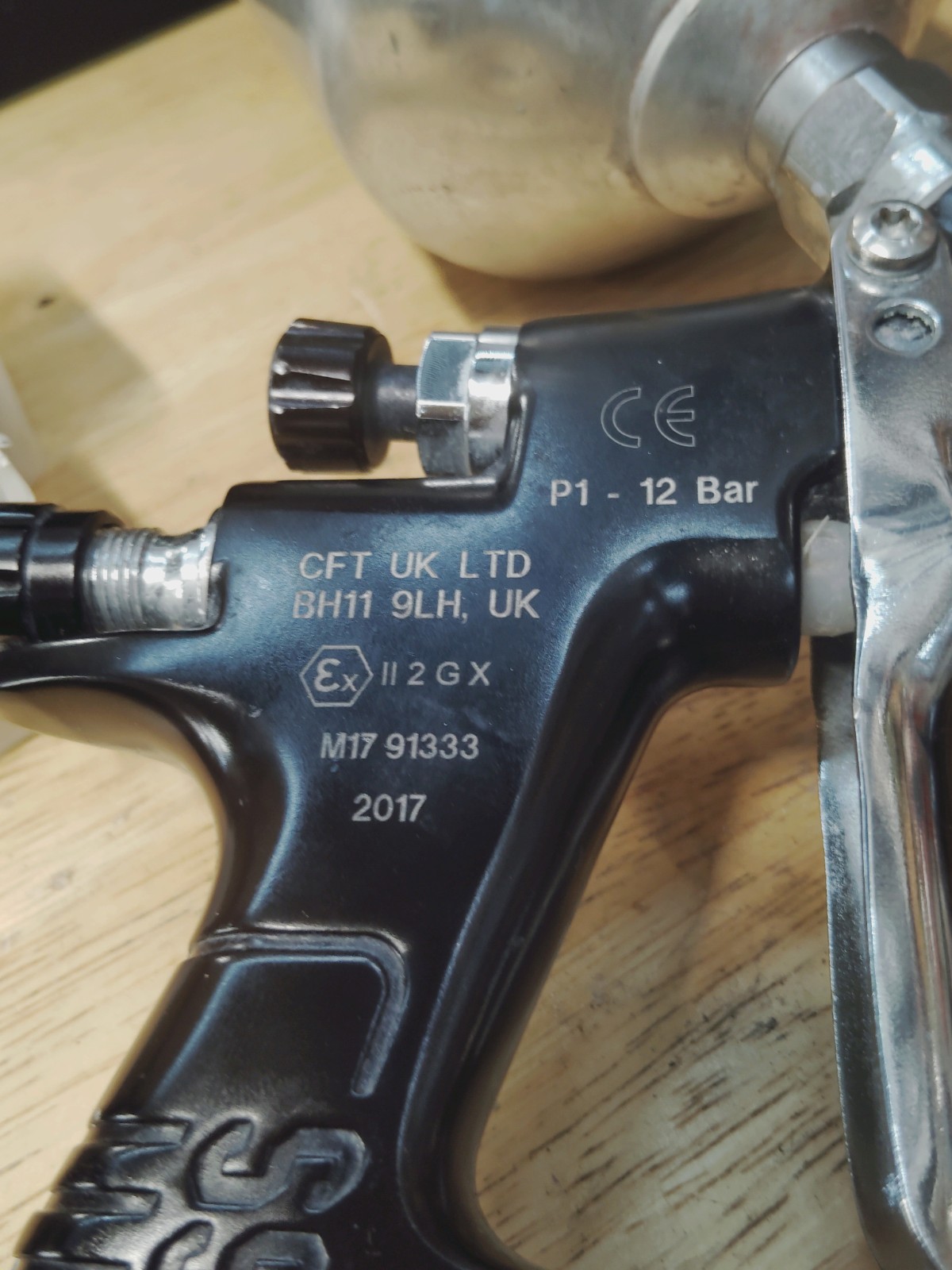 DeVilbiss Tekna Pro Lite Gravity Feed Spray Gun