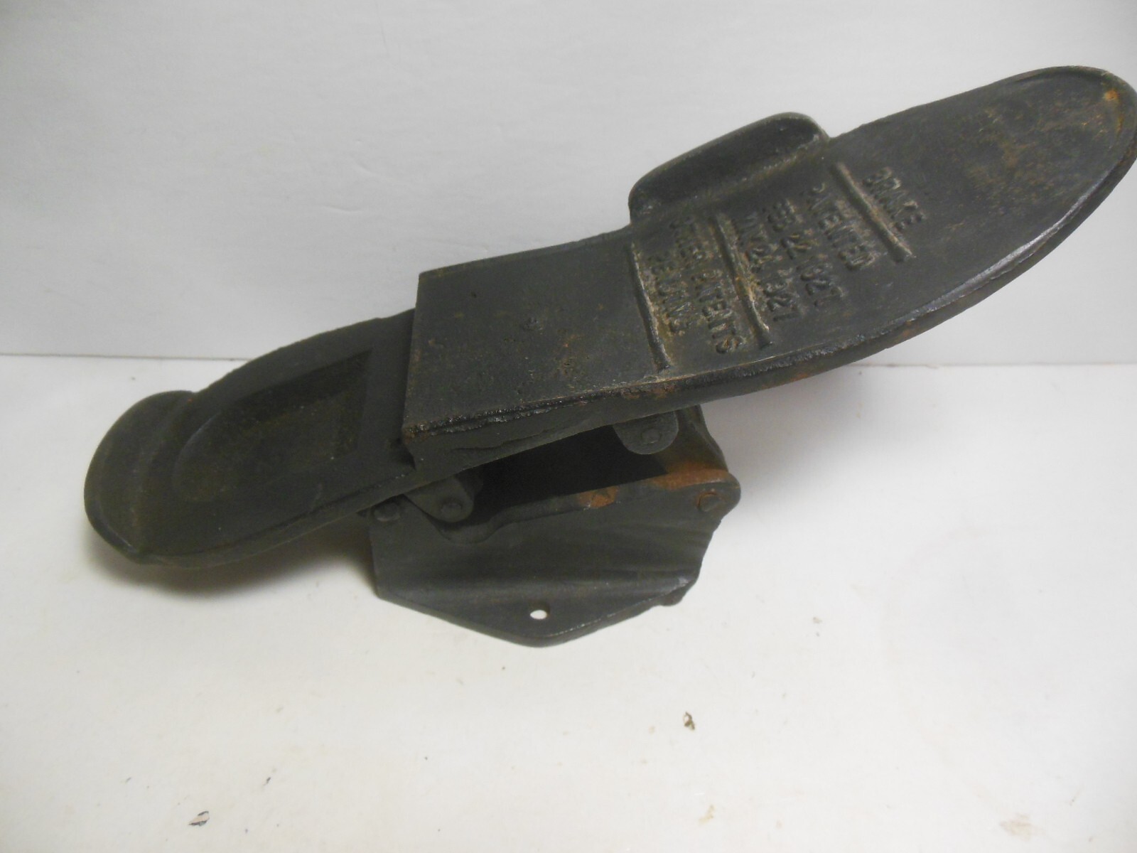 Vintage Antique Primitive Cast Iron Foot Brake Pedal Car Tractor Industrial