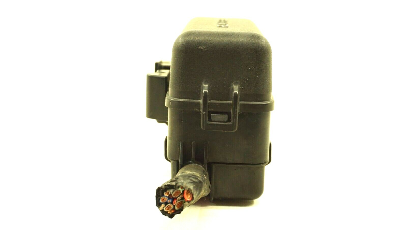 2006-2007 TOYOTA HIGHLANDER HYBRID 3.3L FRONT UNDERHOOD FUSE RELAY BOX BLOCK OEM