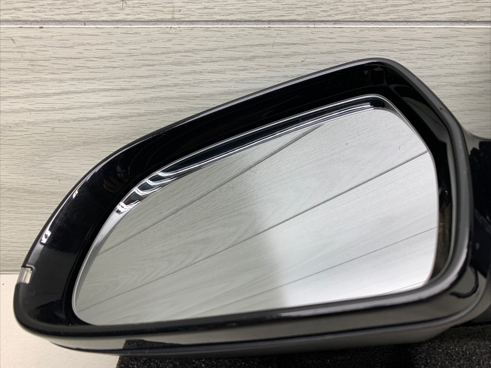 2010-2016 Audi A4 OEM DRIVERS LEFT Side View Power Door Mirror BLACK TURN SIGNAL
