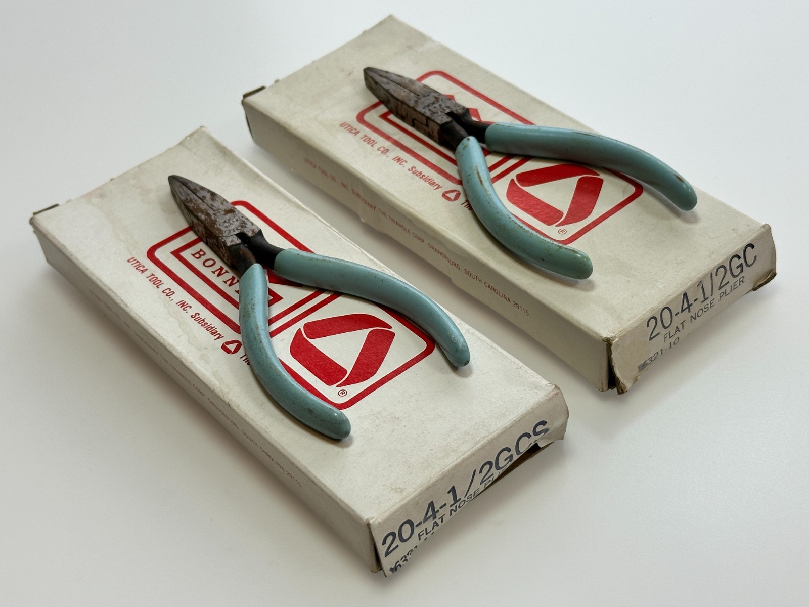 Bonney Tools UTICA USA 2pc 20-4-1/2GC Flat Nose Pliers & GCS Spring-Loaded Set