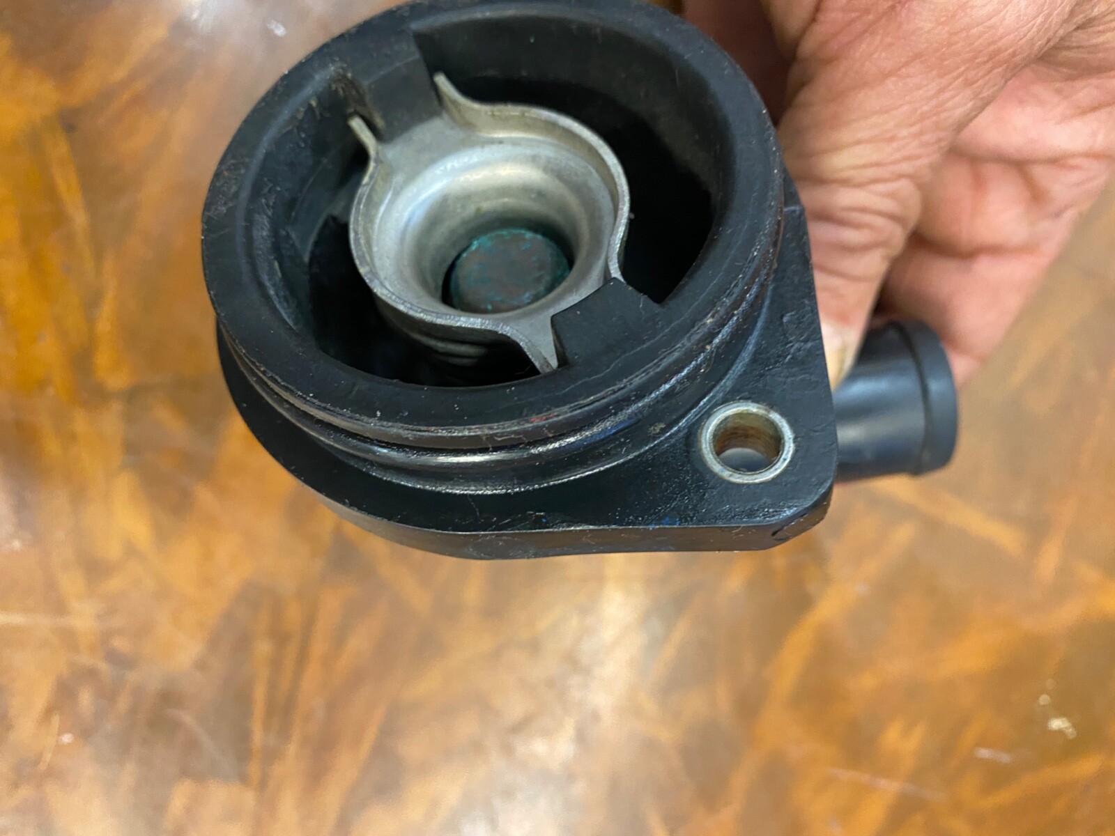 Mercury Verado Thermostat Assy 892864T04 135 – 275hp 4 stroke 1B227000