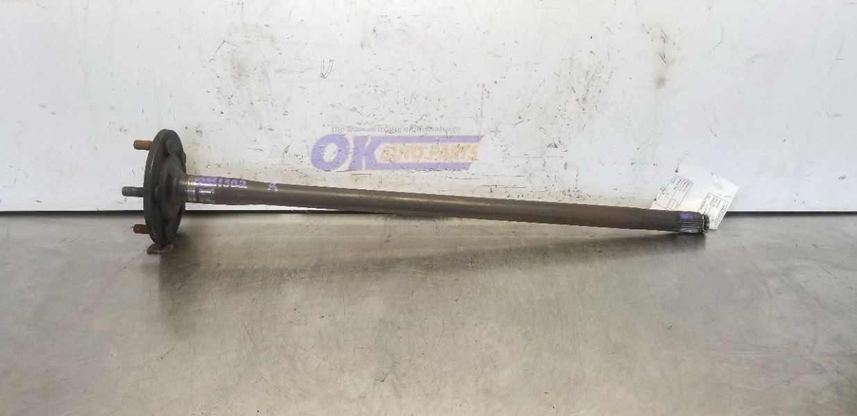 92 CHEVY TRUCK 1500 AXLE SHAFT REAR RIGHT PASSENGER 10 BOLT