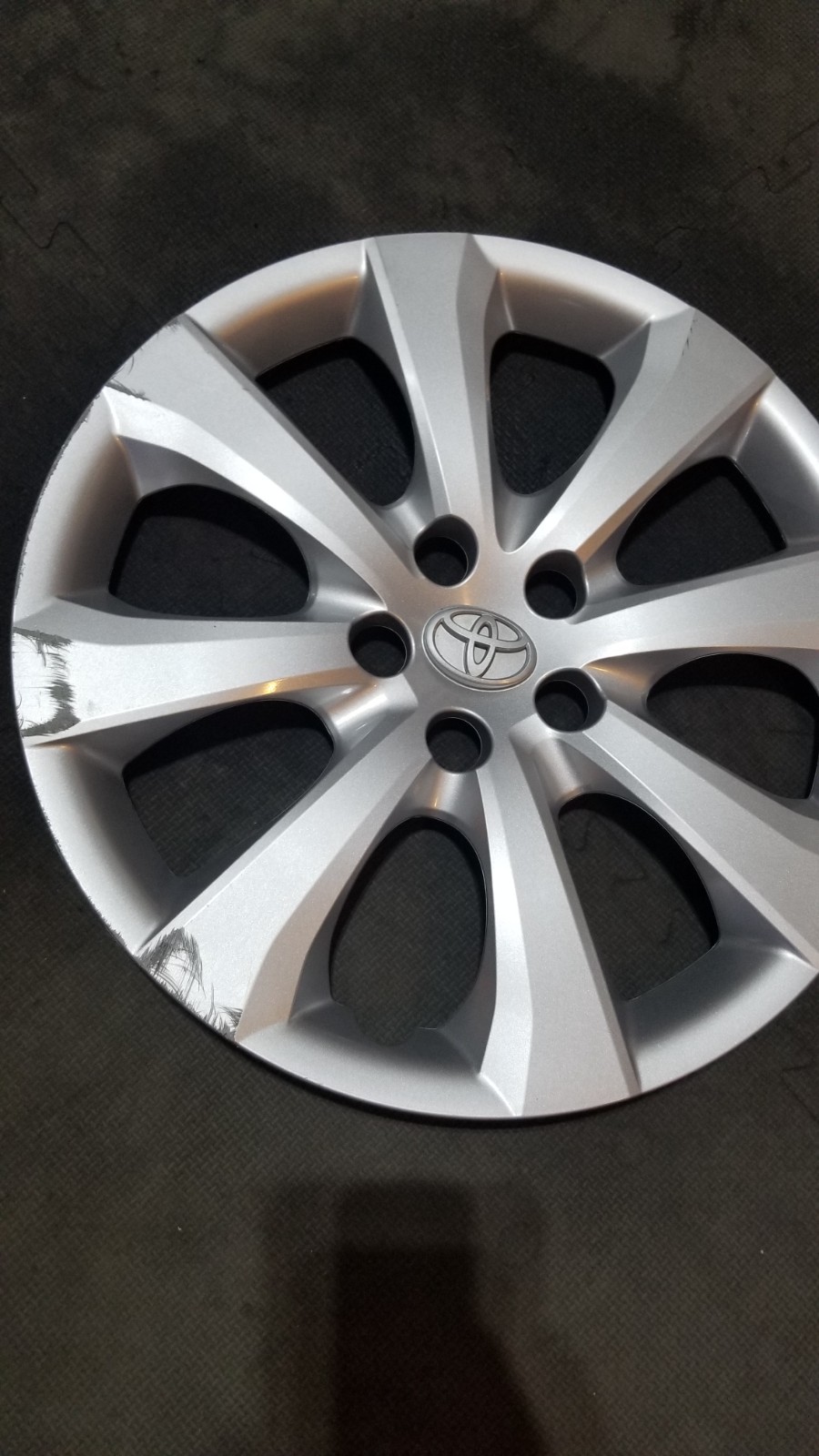 Factory Original Toyota Corolla 2019-2021 Hubcap 16″ Cover OEM 42602-02540 **
