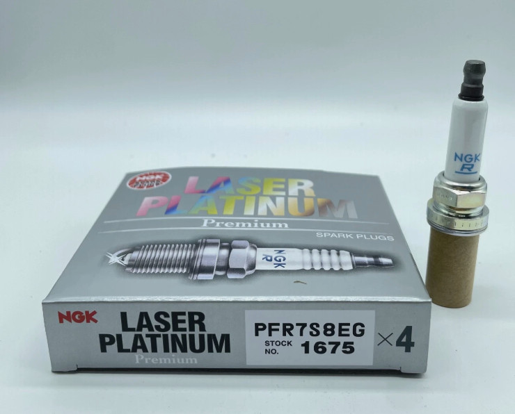 Set of 4 NGK Laser Platinum Pre-Gapped Spark Plugs PFR7S8EG/1675 For VW For Audi