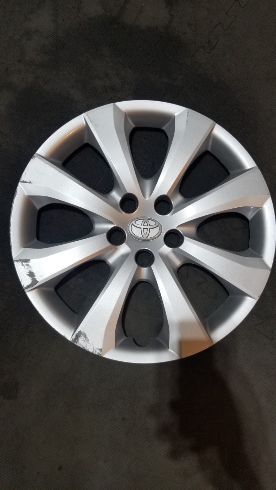 Factory Original Toyota Corolla 2019-2021 Hubcap 16″ Cover OEM 42602-02540 **