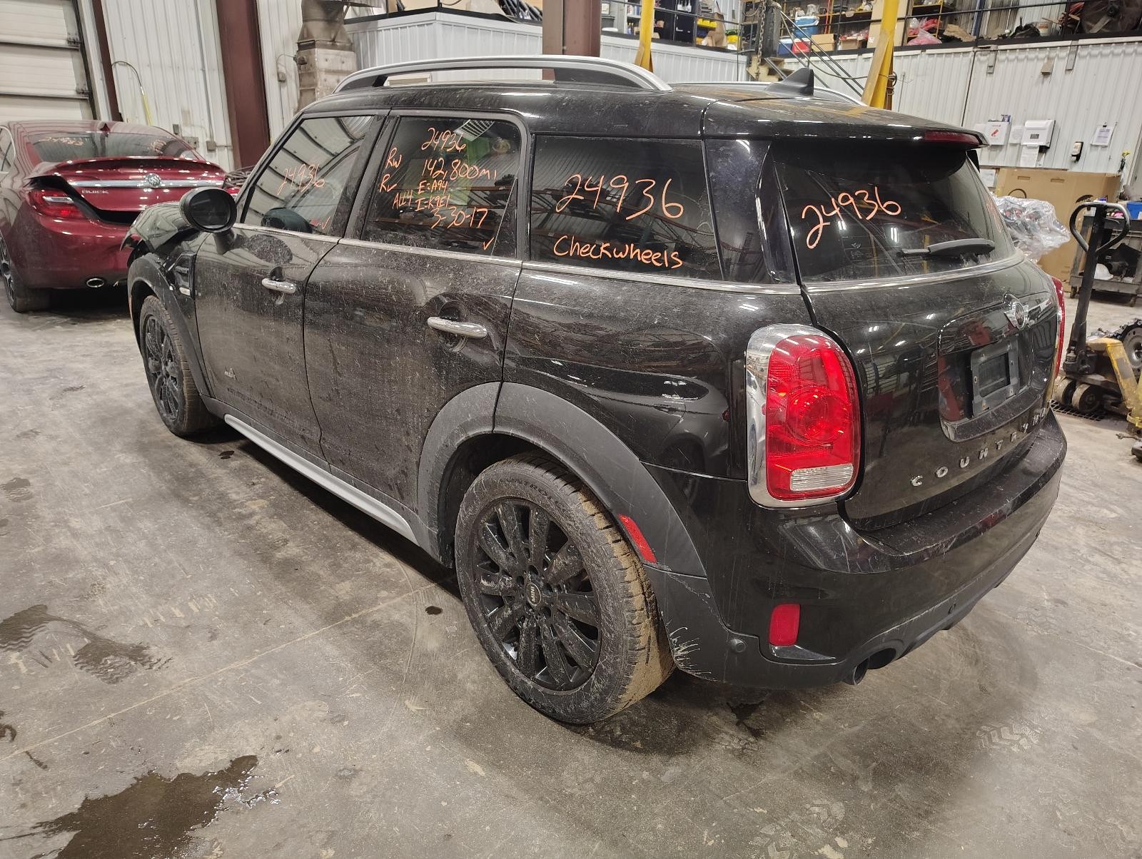 Used Left Door Mirror fits: 2017 Mini Countryman w/o automatic dimming painted c
