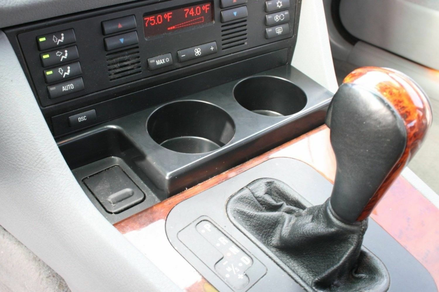 Front Cup Holder for BMW E39 5-Series 1997-2003 528i 525i 530i 540i M5