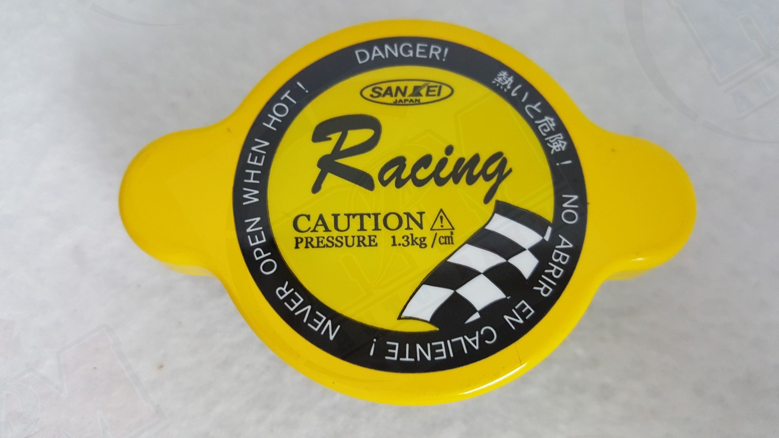 SANKEI Racing Yellow Radiator Cap 1.3 Bar / 18lbs Made in Japan (Small)