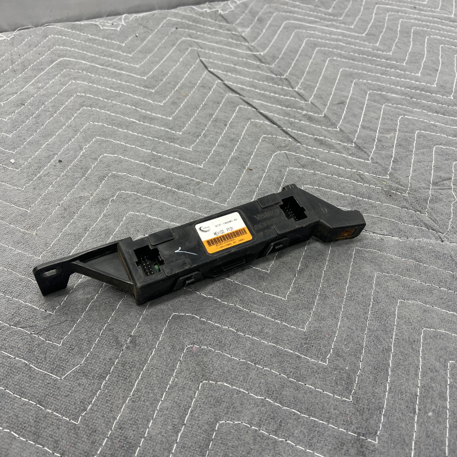 2005 – 2007 Ford F350SD Transfer Case Control Module 6L TD 5C3T14B205AA