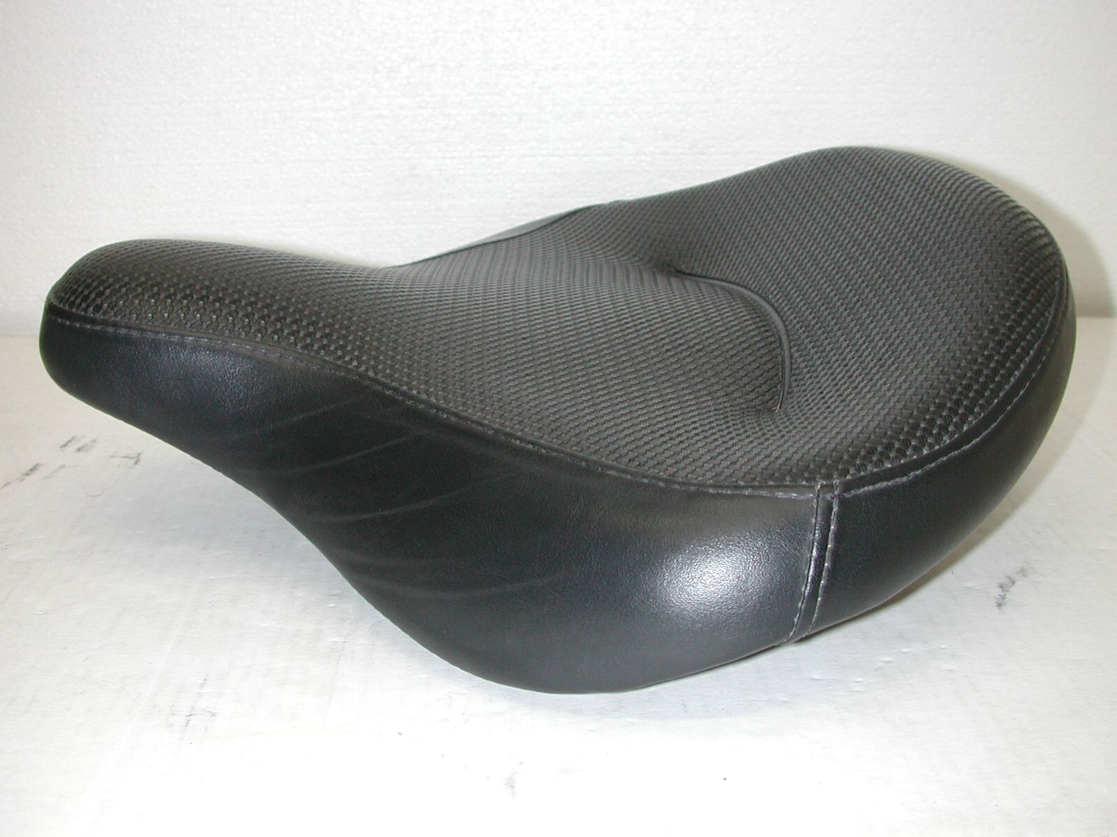 HARLEY DAVIDSON Touring Road King Police 1983-2007 OEM Motorcycle Solo Seat