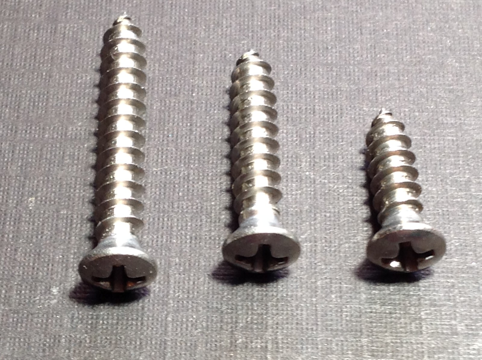 75 pcs #8 with #6 stainless phillips oval head garnish trim moulding screws Ford