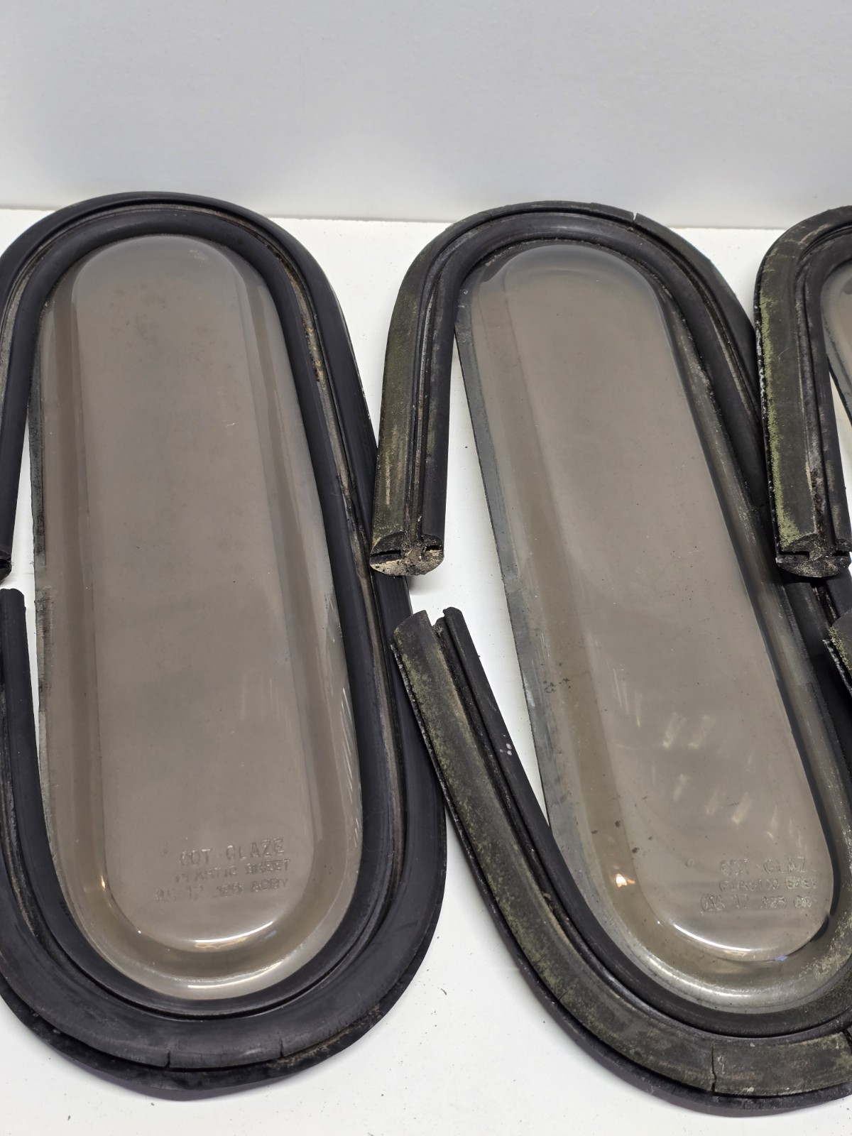 1981 VW Rabbit Pickup Truck Caddy MK1 Genuine Rear Bed Topper Windows