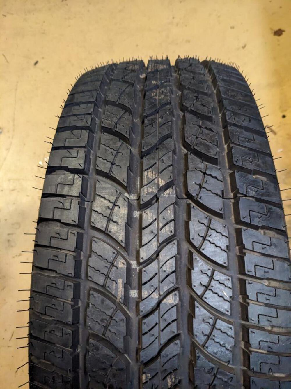 NOS MESA NATIONAL A/P2 BSW LT 285 70 17 121/118S LRE 10PLY TIRE MSP83 CQ2