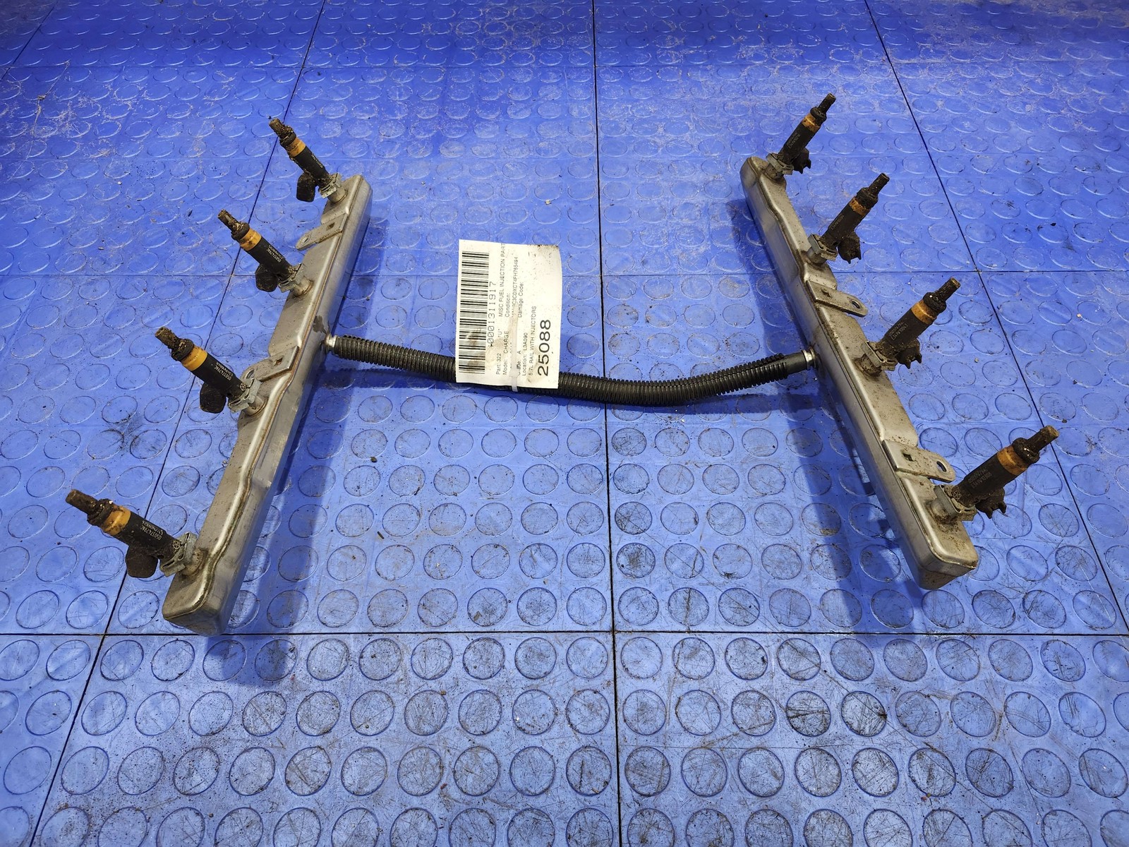 13-15 Dodge Charger 5.7L Fuel Rail Delivery Pipe with Injectors 8 PCS OEM